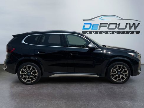 Used 2023 BMW X1 xDrive28i w/ Convenience Package AWD/4WD image 2