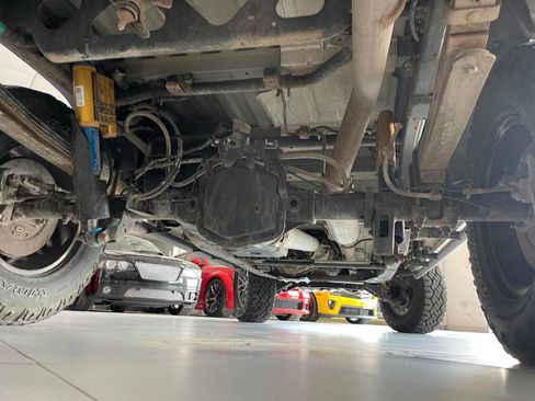 Used 2018 Chevrolet Colorado ZR2 image 14