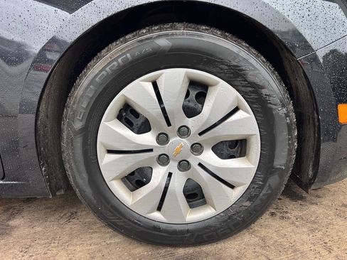 Used 2012 Chevrolet Cruze LS w/ Connectivity Package image 26