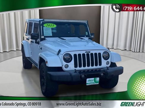 Used 2015 Jeep Wrangler Unlimited Sahara AWD/4WD image 7