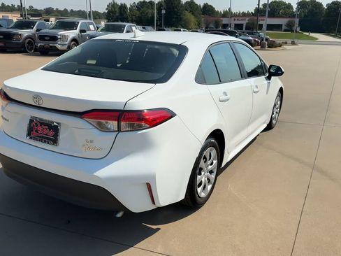 Used 2024 Toyota Corolla LE image 8