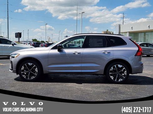 Used 2026 Volvo XC60 B5 Plus w/ Protection Package Premier image 3