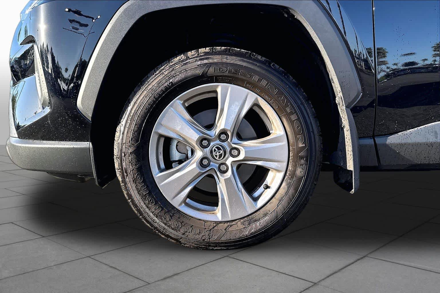 Certified 2025 Toyota RAV4 XLE w/ Convenience Package FWD image 10