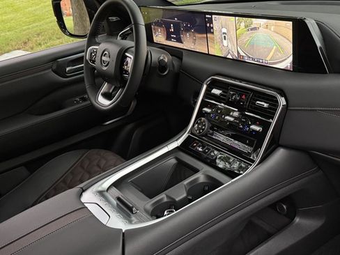New 2026 Nissan Armada Platinum AWD/4WD image 11