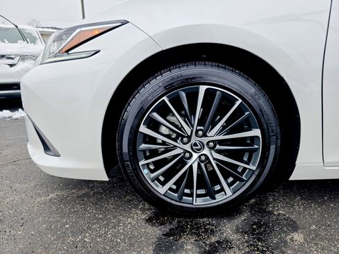 Used 2023 Lexus ES 350 w/ Premium Package image 25