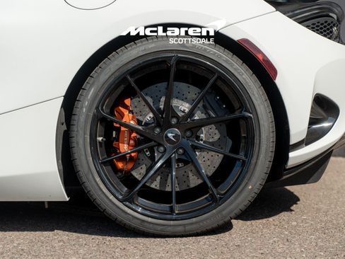 Used 2024 McLaren 750S Spider RWD image 36