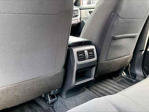 Used 2026 Nissan Rogue S AWD/4WD image 34