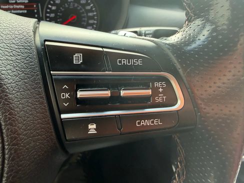 Used 2019 Kia Stinger GT2 image 14