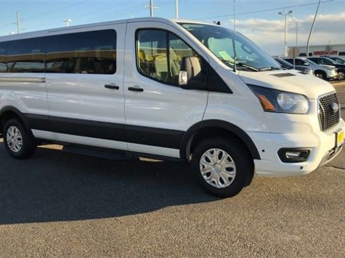 Used 2024 Ford Transit 350 XLT image 2