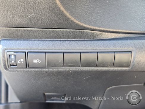 Used 2024 Toyota Corolla LE FWD image 27