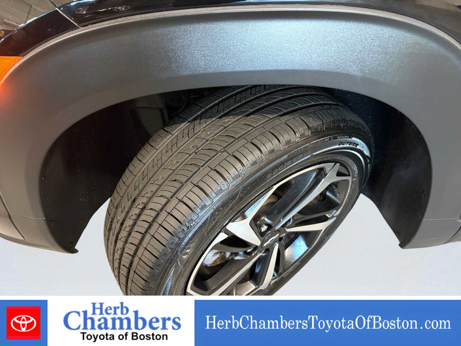 Used 2022 Chevrolet TrailBlazer RS AWD/4WD image 8