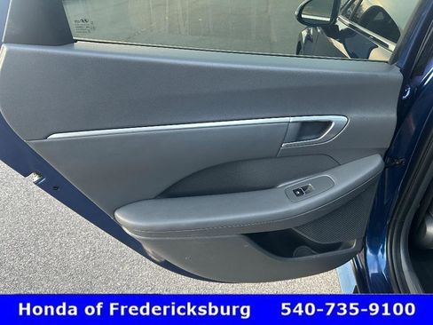 Used 2021 Hyundai Sonata SEL Plus w/ Tech Package image 11
