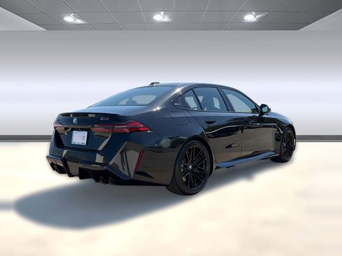 New 2026 BMW M5 w/ Executive Package image 8