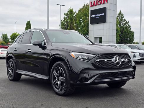 Used 2026 Mercedes-Benz GLC 300 4MATIC image 8
