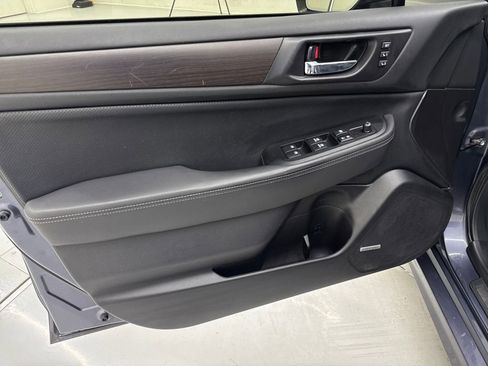 Used 2017 Subaru Legacy 3.6R Limited image 11