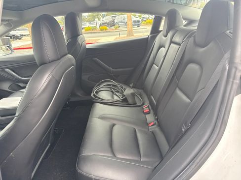 Used 2020 Tesla Model 3 Long Range AWD/4WD image 17
