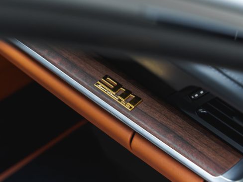 Used 2023 Porsche 911 Sport Classic RWD image 68