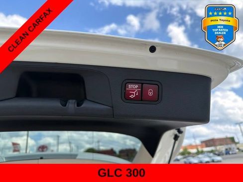 Used 2019 Mercedes-Benz GLC 300 image 13