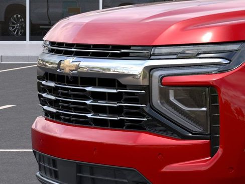 New 2026 Chevrolet Suburban LT w/ Comfort Package AWD/4WD image 13