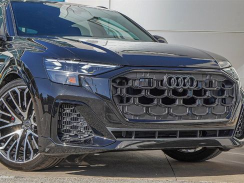 Used 2024 Audi SQ8 Prestige image 5