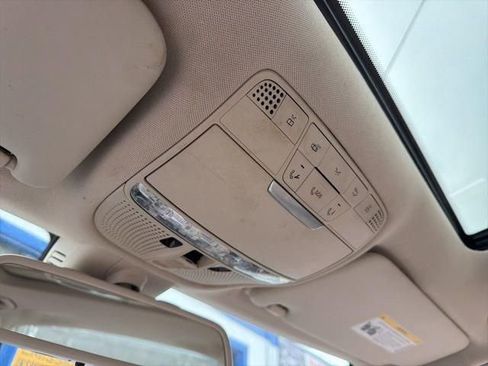 Used 2018 Mercedes-Benz C 300 Sedan image 29