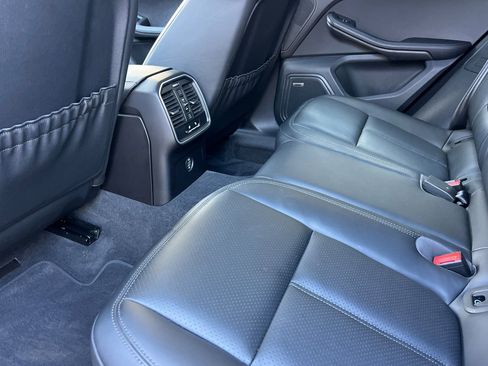 Used 2018 Porsche Macan GTS image 12