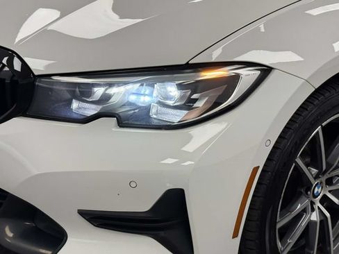 Used 2020 BMW 330i xDrive Sedan w/ Driving Assistance Package AWD/4WD image 18