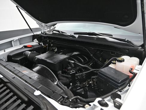 Used 2025 Chevrolet Silverado 2500 W/T image 33