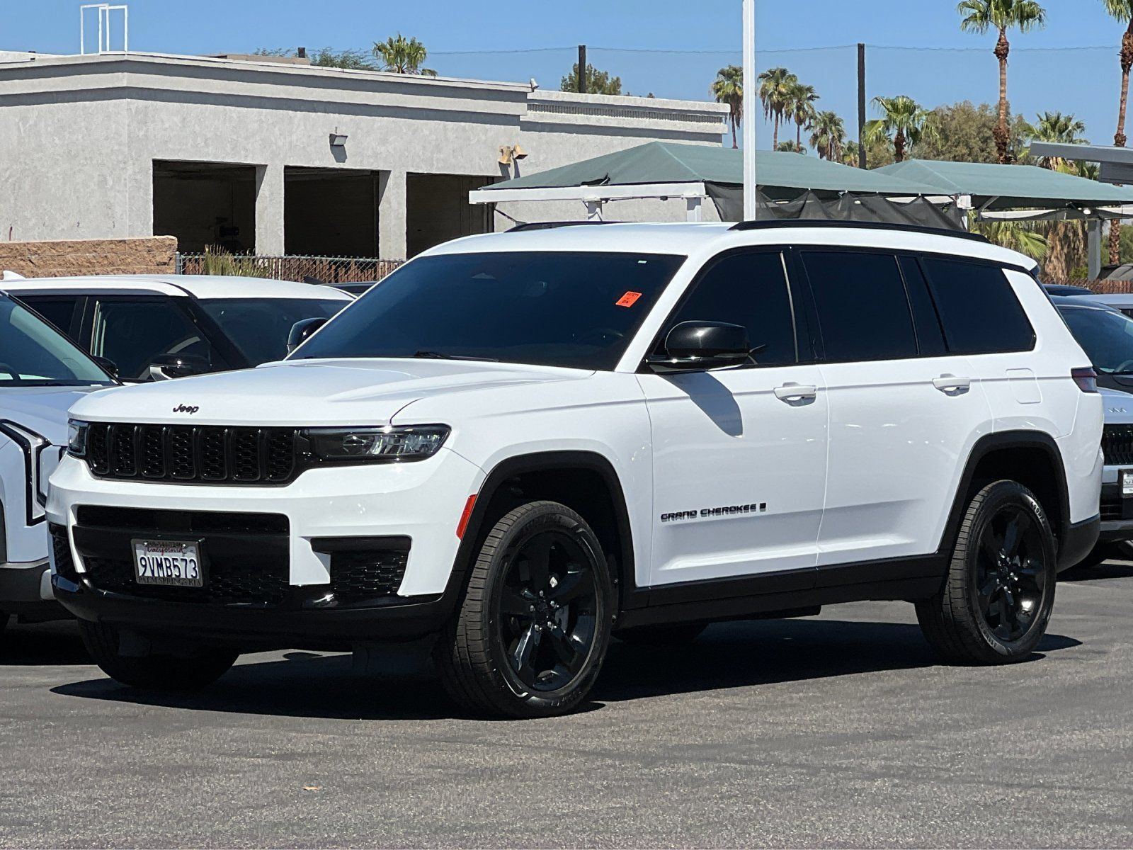 Used 2022 Jeep Grand Cherokee L Laredo AWD/4WD image 7