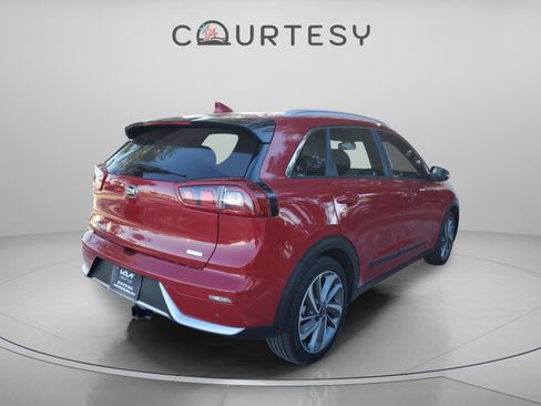 Certified 2017 Kia Niro Touring image 5
