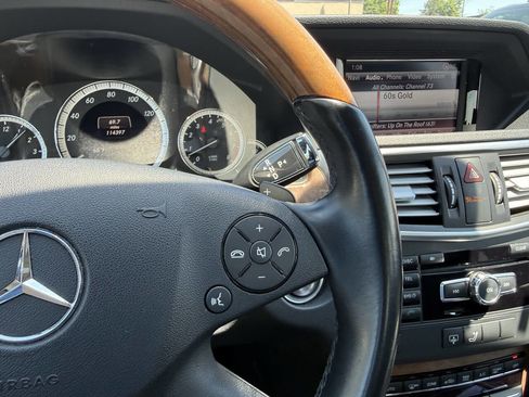 Used 2013 Mercedes-Benz E 350 4MATIC Sedan image 15