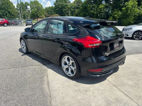 Used 2016 Ford Focus ST FWD image 7