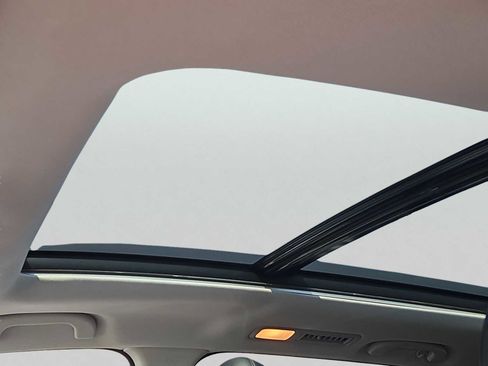 Used 2023 Subaru Ascent Limited w/ Technology Package image 15