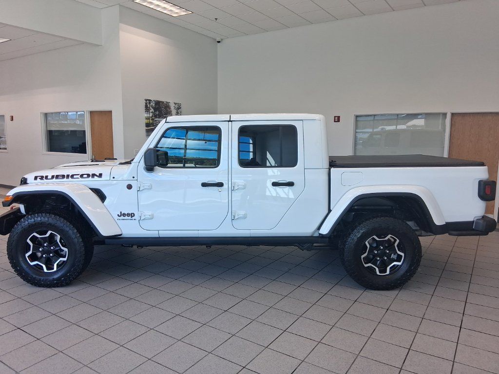 Used 2023 Jeep Gladiator Rubicon w/ Cold Weather Group AWD/4WD image 6