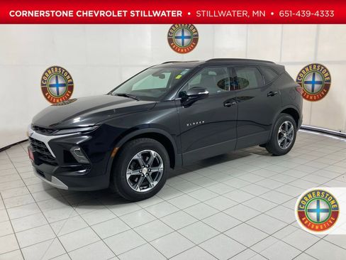 Used 2024 Chevrolet Blazer LT w/ LPO, Floor Liner Package AWD/4WD image 1