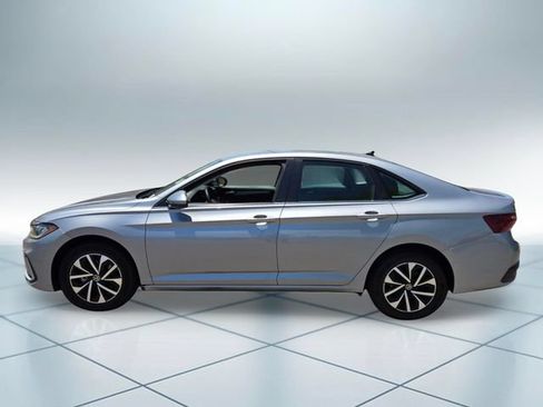 Used 2025 Volkswagen Jetta S FWD image 9