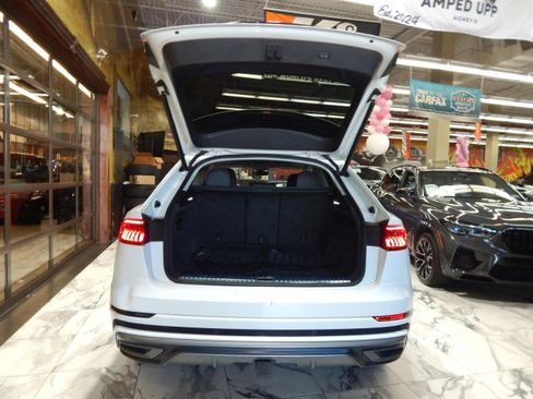 Used 2023 Audi Q8 Premium Plus image 7
