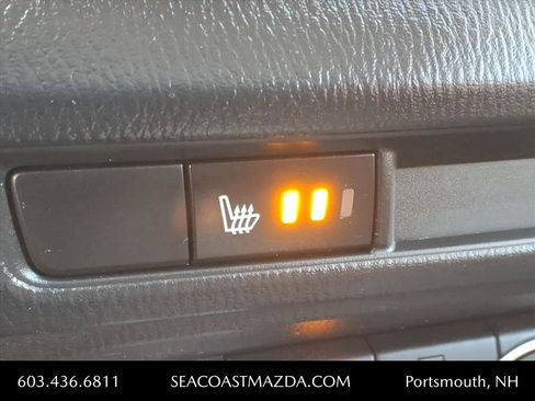 Used 2018 MAZDA MAZDA3 Touring image 16