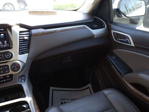 Used 2020 GMC Yukon XL Denali AWD/4WD image 21