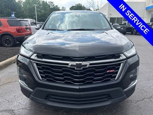 Used 2023 Chevrolet Traverse RS AWD/4WD image 2