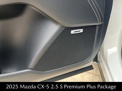 New 2025 MAZDA CX-5 AWD 2.5 S w/ Premium Plus Pkg image 8
