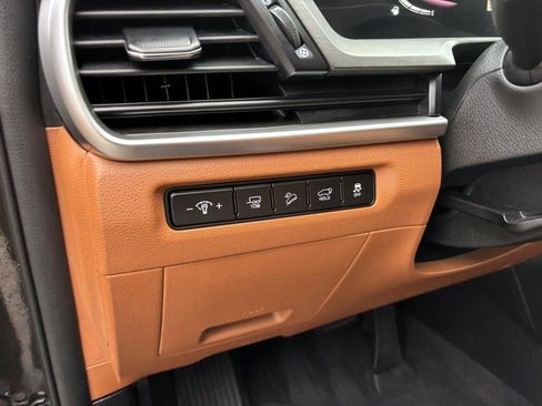 Used 2023 Kia Telluride EX X-Line image 14