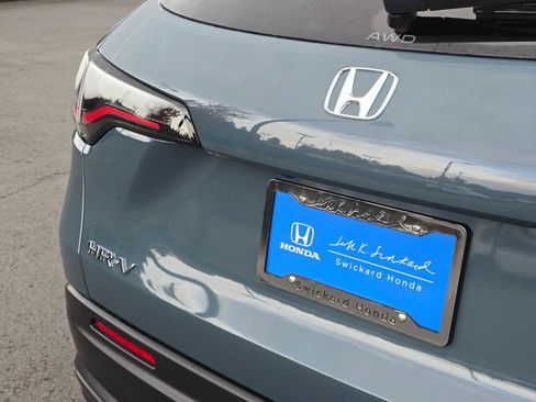 New 2026 Honda HR-V LX image 16