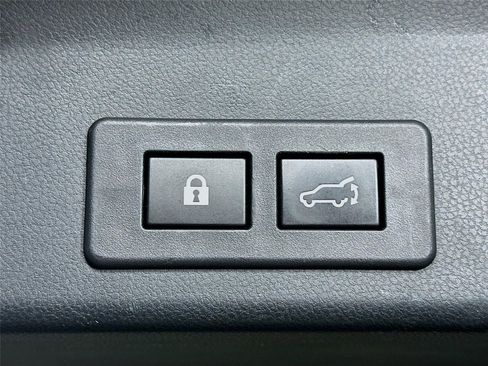 Used 2020 Subaru Ascent Limited w/ Technology Package image 35