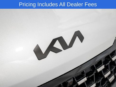 New 2026 Kia Carnival SX FWD image 3