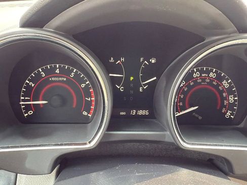 Used 2013 Toyota Highlander SE image 16