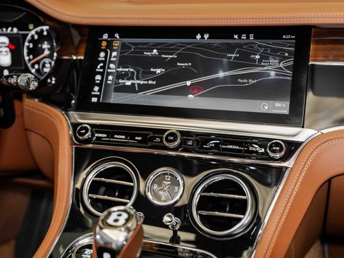 Used 2020 Bentley Continental GT image 18