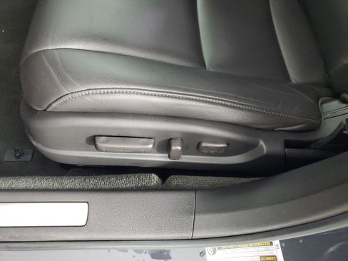 Used 2016 Acura TLX image 31