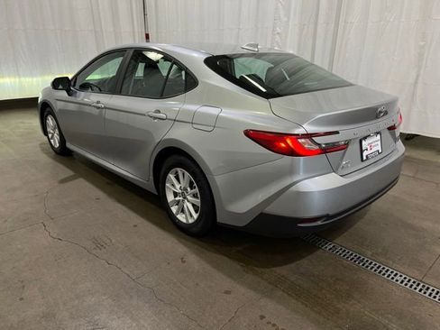 Certified 2025 Toyota Camry LE AWD/4WD image 6