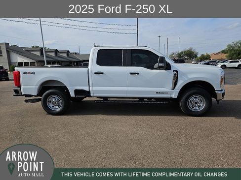 Used 2025 Ford F250 XL w/ XL Off-Road Package AWD/4WD image 13